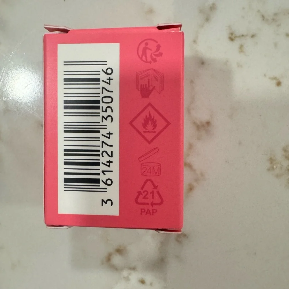 Valentino Born in Roma Extradose Parfum - Pink and Black new - Picture 2 of 6